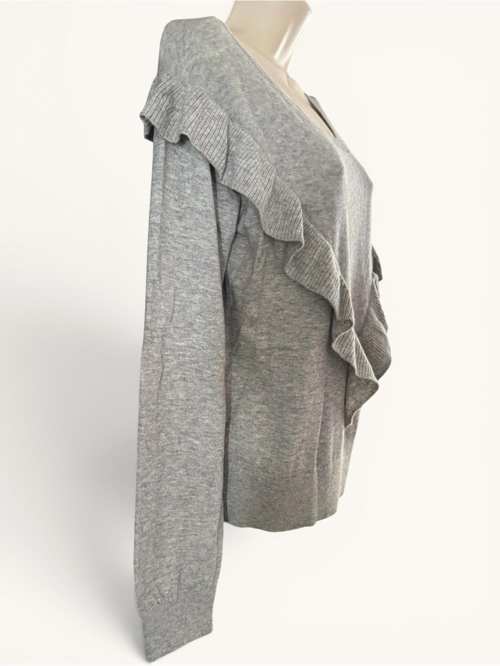 Gap Gray Ruffle Long Sleeve Boat Neck Merino Wool Sweater Size M NWT